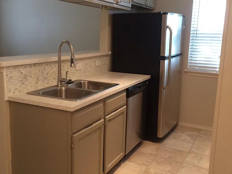 11610 Vance Jackson Rd #628 — Photo 11