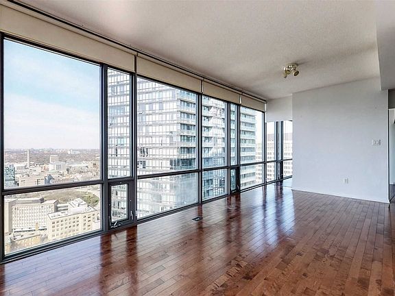 3rd image of 38 Grenville St #3303
