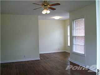 2809 Thurman Living Room Into Dining Room