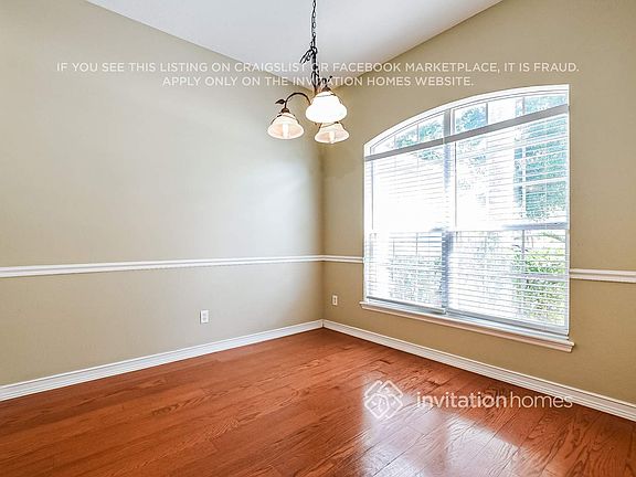 4th image of 10207 Summer Elm Ave