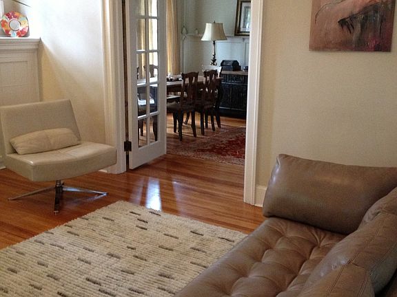 4th image of 1406 N Elm St
