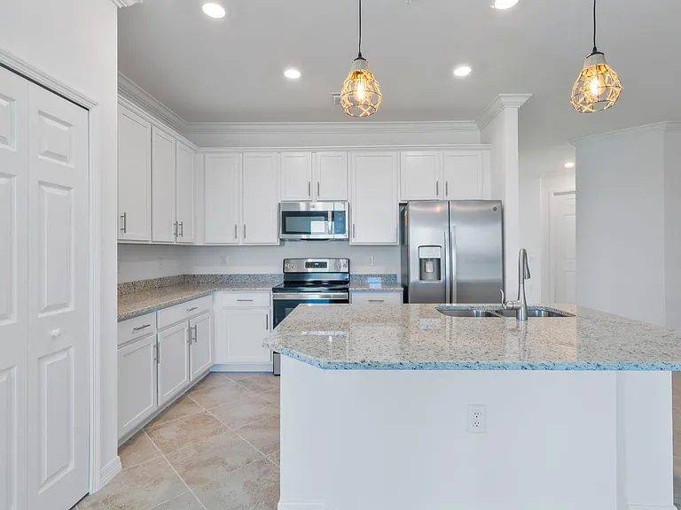 43040 Greenway Blvd #518 — Photo 3