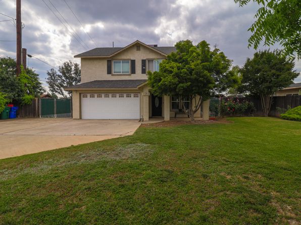 131 Pomegranate Street, Woodlake, CA 93286