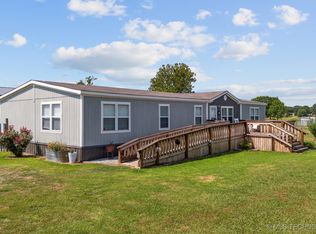 220 Peach St, Locust Grove, OK 74352