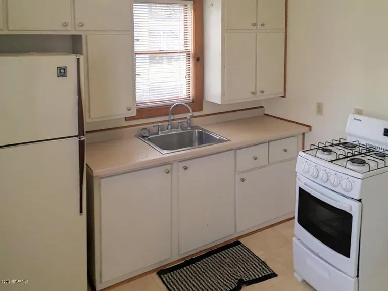 720 Pillsbury Ave — Photo 3
