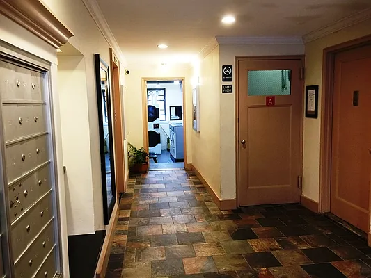 Rented by Prime Realty | media 19