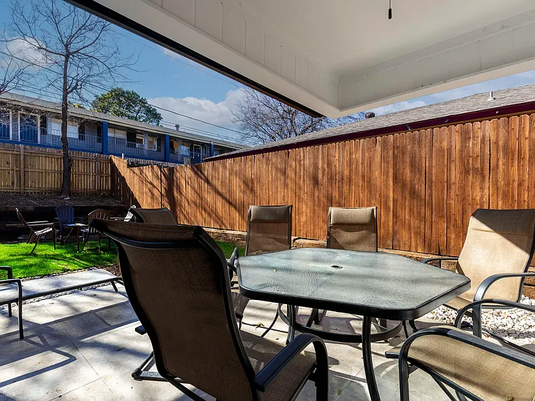 604 Gemini Ct #A — Photo 37