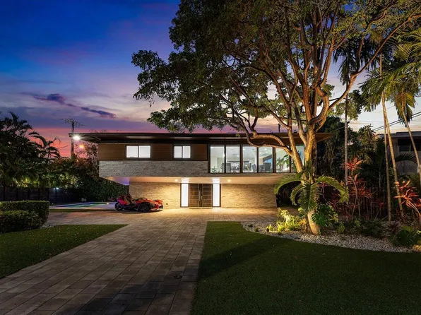 2601 NE 8TH Street, Fort Lauderdale, FL 33304