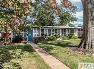 25 Overbrook Ave, Edison, NJ 08817