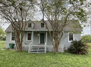 110 Spencer St, Brazoria, TX 77422