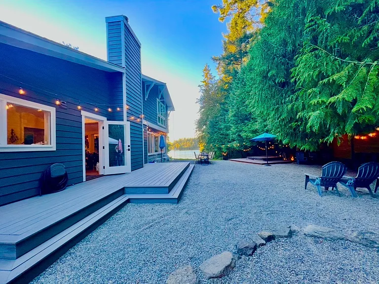 7075 NE Bay Hill Rd — Photo 45