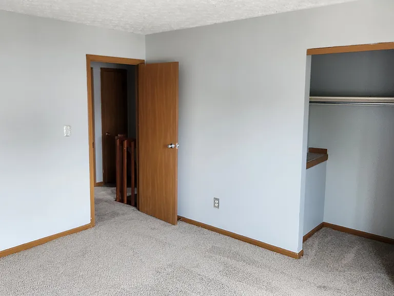 923 Noddymill Ln E — Photo 7