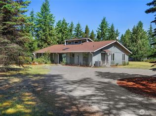 121 E Little Bear Ln, Shelton, WA 98584