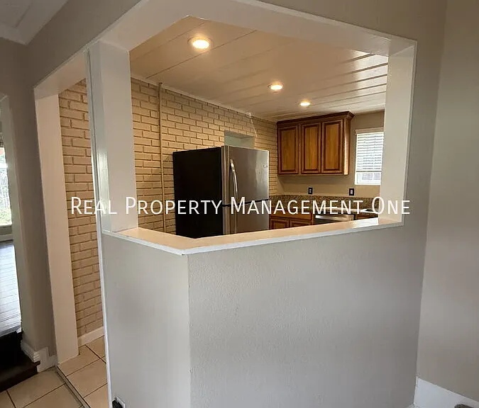 1575 172nd Ave — Photo 3
