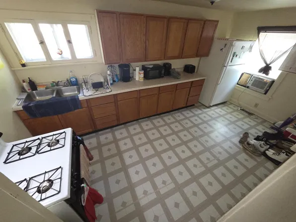 94 E 12th STREET, Fond Du Lac, WI 54935