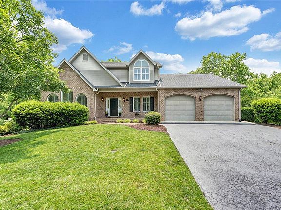 3rd image of 1425 Cravens Creek Ln SW