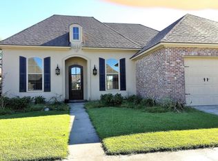 113 Spring View Dr, Youngsville, LA 70592