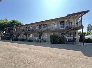 910 Nevada St, Kingsburg, CA 93631