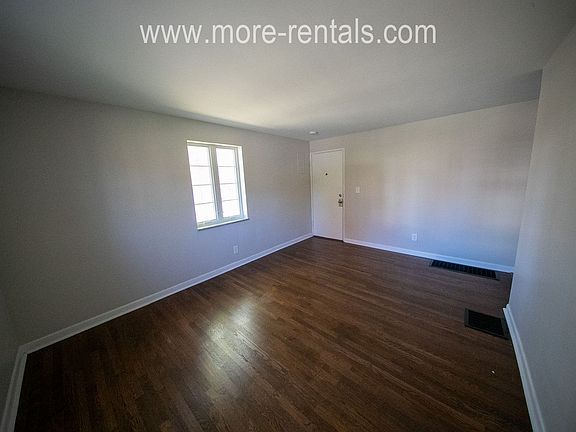 4th image of 201-217 S 17th St #205