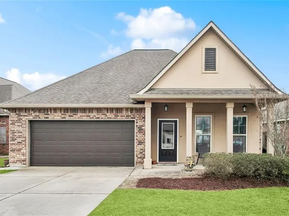 10040 Cesson Ct, Madisonville, LA 70447