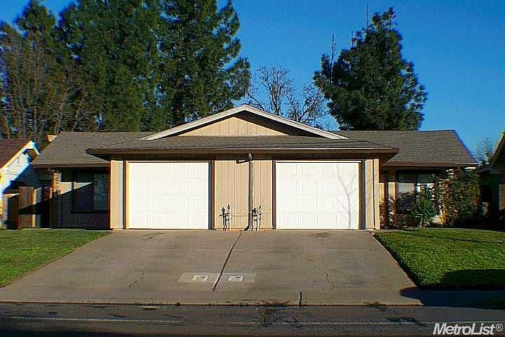 1st image of 10206-10208 S White Rock Rd