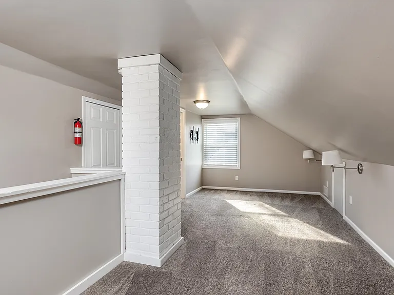 1397 Leroy St — Photo 22