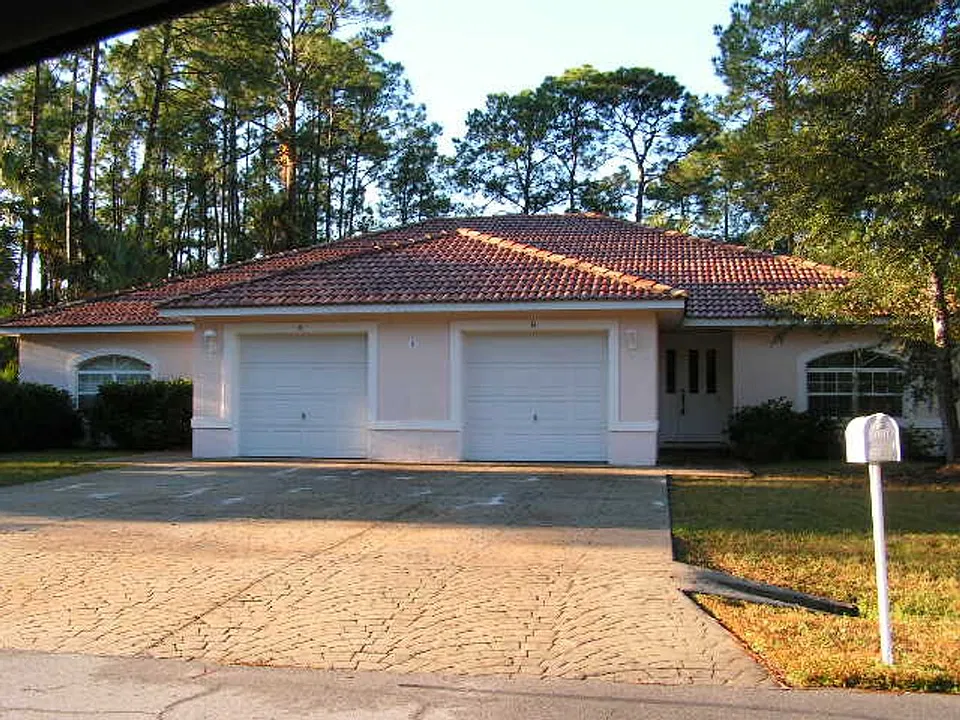 6 Pony Ln #A/B