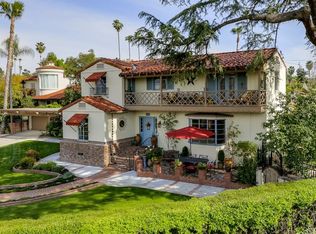 236 Grand View Dr, Redlands, CA 92373