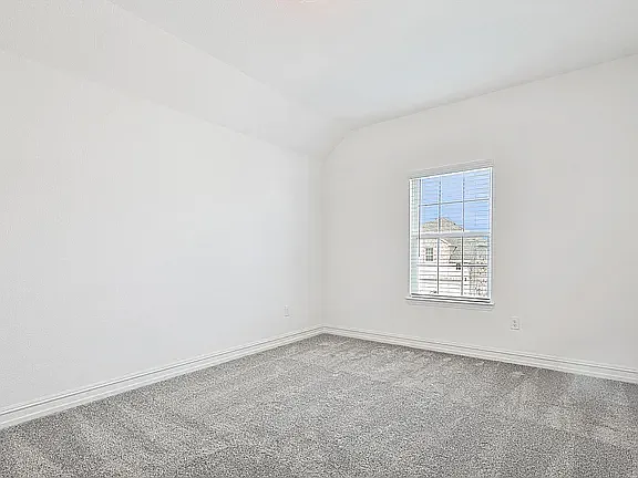 3621 Cadogan St — Photo 6