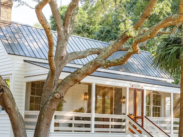 2524 Middle St, Sullivans Island, SC 29482