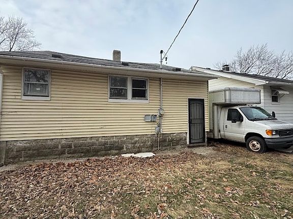 3rd image of 2132 N Church St