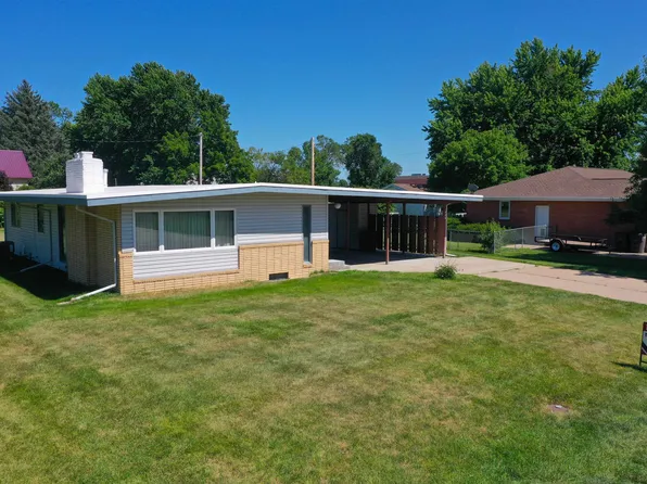 404 N 4th Ave, Kenesaw, NE 68956