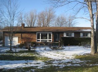 13613 Leroy Center Rd, Painesville, OH 44077