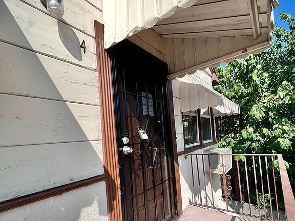 2nd image of 5908 Tujunga Ave APT 4