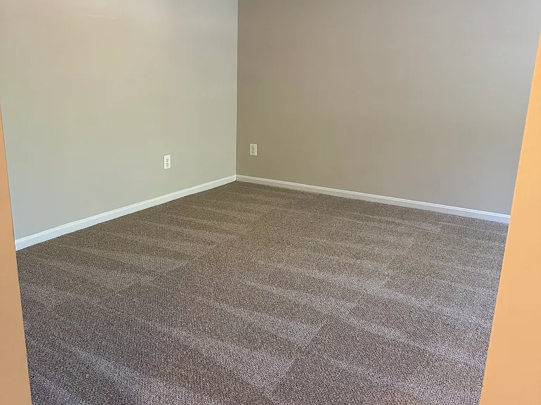 8505 Cherry Heights Ct — Photo 28