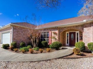 702 Oak Valley Dr, Kerrville, TX 78028