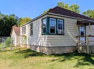 2156 N Leaf River Rd, Mount Morris, IL 61054