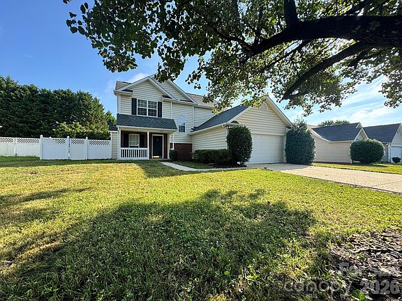 2nd image of 12601 Cumberland Crest Dr