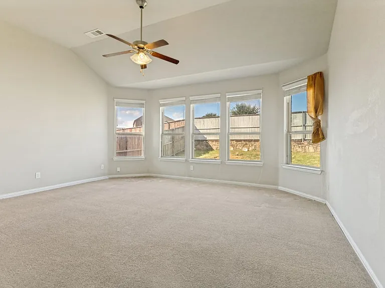 220 Black Alder Dr — Photo 6