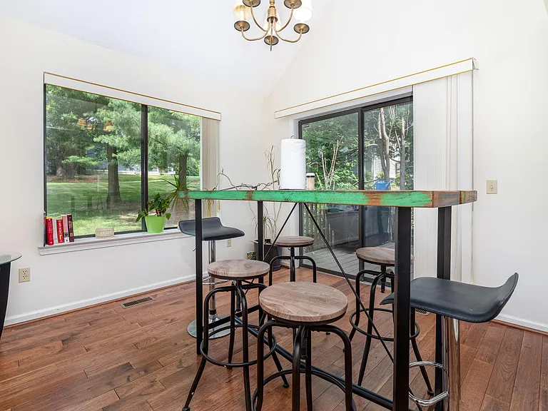 20 Reed Ct — Photo 4