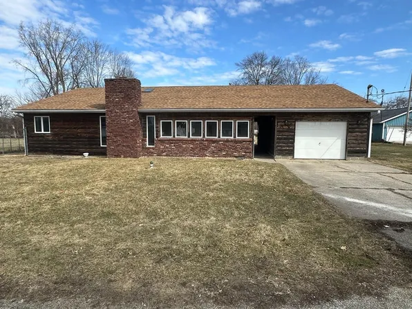 5260 E Summerholme Dr, Knox, IN 46534