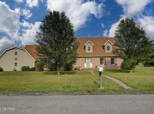 188 School House Ln, Selinsgrove, PA