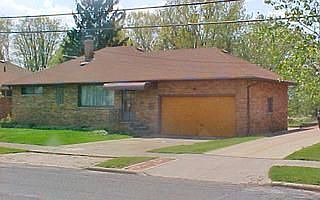 2nd image of 5808 Linda Ln