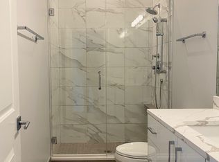 6555 W North Ave #303, Oak Park, IL 60302