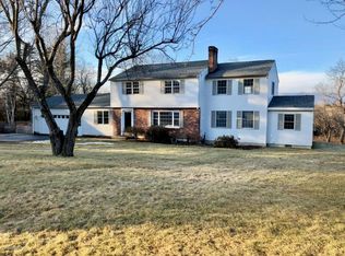 52 Glory Dr, Pittsfield, MA 01201