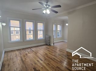 4935 N Whipple St APT 1W, Chicago, IL 60625