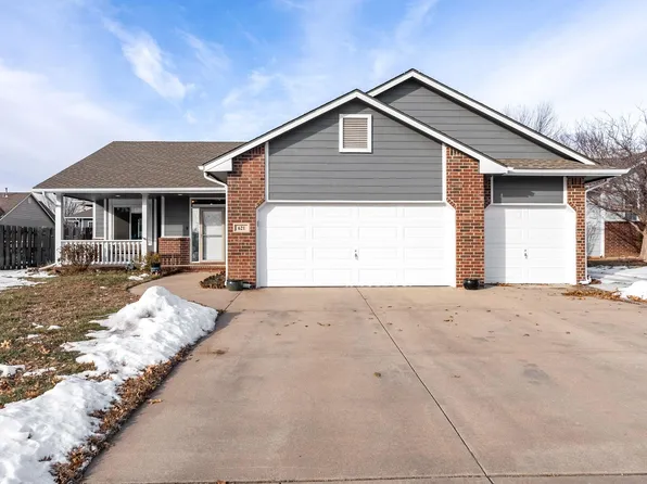 621 N Creek Trail Cir, Kechi, KS 67067