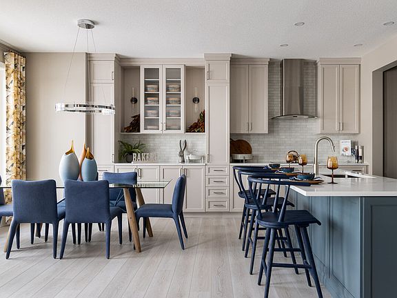 Whistler Dining and Kitchen