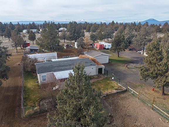 2nd image of 12916 SW Wheat Grass Rd