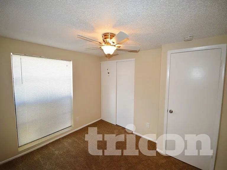 9218 Balfern Ct — Photo 3